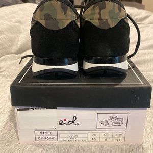 NEW NEVER WORN- Camo sneakers womens size 10